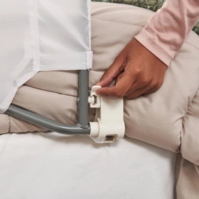 Regalo Swingdown Bedrail - XL 4 Regalo Swingdown Bedrail - XL - Image 2