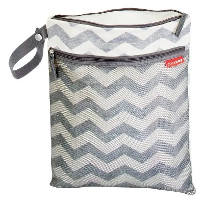 Skip Hop Grab And Go Wet/Dry Bag - Chevron 3 Skip Hop Grab And Go Wet/Dry Bag - Chevron