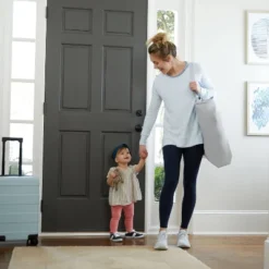 Graco Dream More 3-in-1 Travel Bassinet - Gray -Baby Furniture Store GUEST bb6a1e15 530a 4a9a b4b3 698b2d4dbf9d