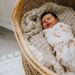 Embe Transitional Swaddle Wrap Out 28 Embe Transitional Swaddle Wrap Out -Baby Furniture Store GUEST defab5d9 be53 4ef8 bcdc 2b0c5a2860cb