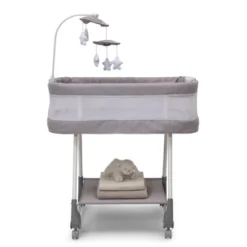Simmons Kids' Shooting Star Rocking Bassinet With Airflow Mesh - Platinum -Baby Furniture Store GUEST fbea03a8 e11a 4b38 b8f3 1f65f70d1aa4